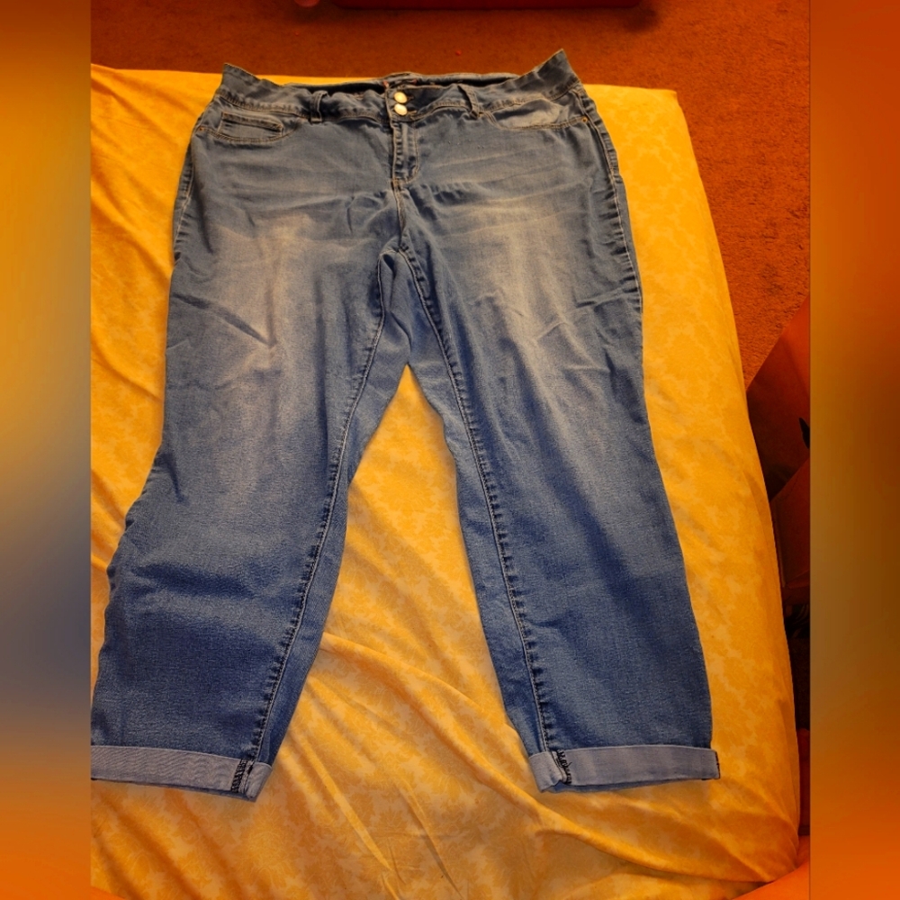YMI jeans, mid-rise ankle, dark blue